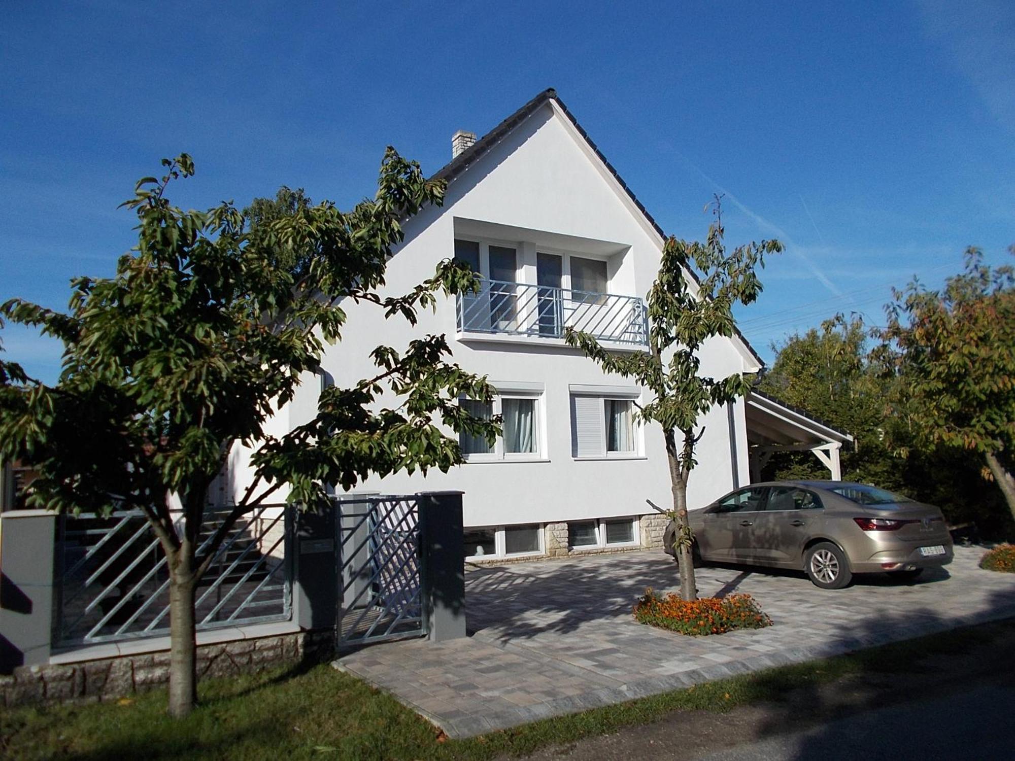 Sub Rosa Two-Bedroom Apartment Balatonfenyves Kültér fotó